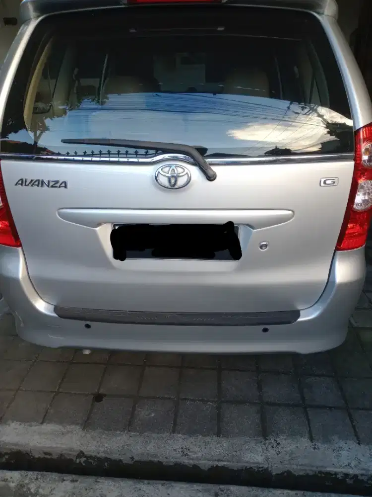 Di jual avanza G Th2011