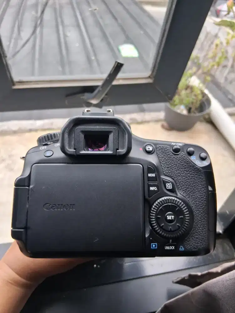 Canon 60d lensa 18-135mm