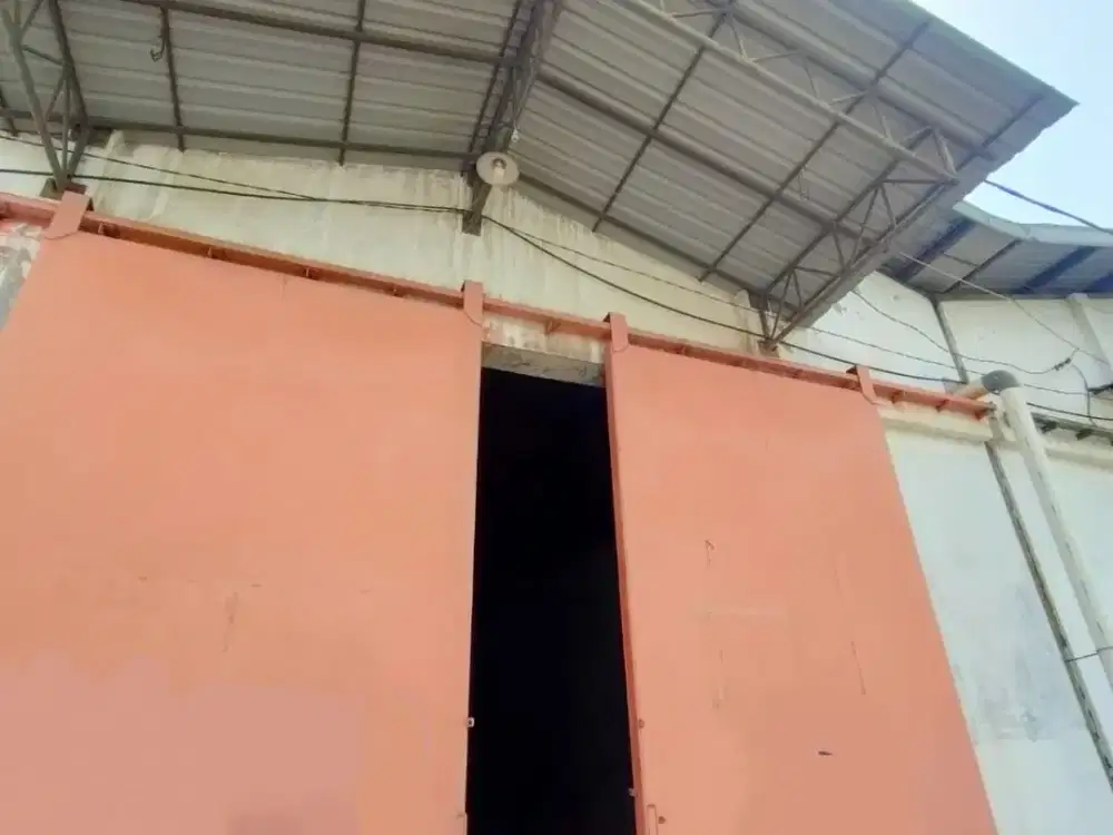 GUDANG ROMOKALISARI* *AKSES KONTAINER 40*Hadap Timur