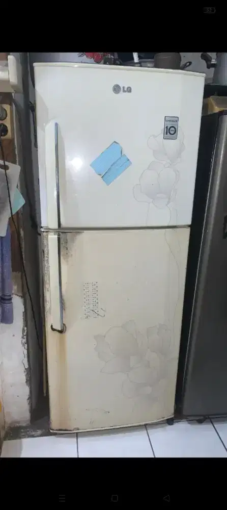 Jual kulkas dua pintu dingin masih jos atas bawah