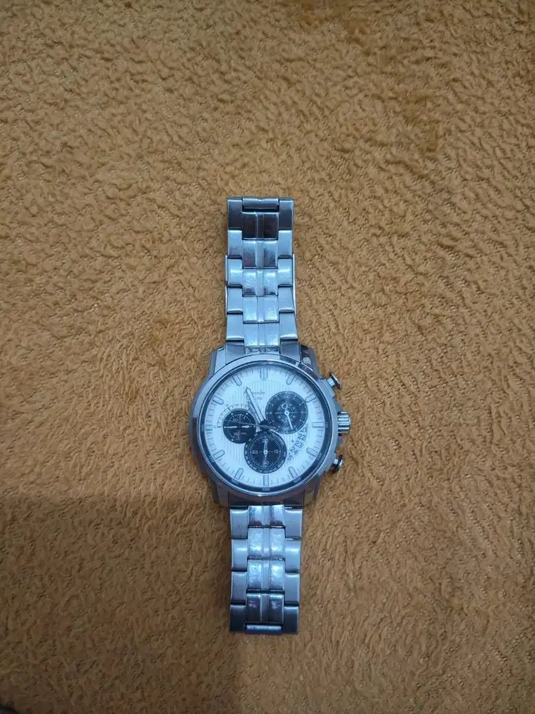 Ja tangan alexander cristy
