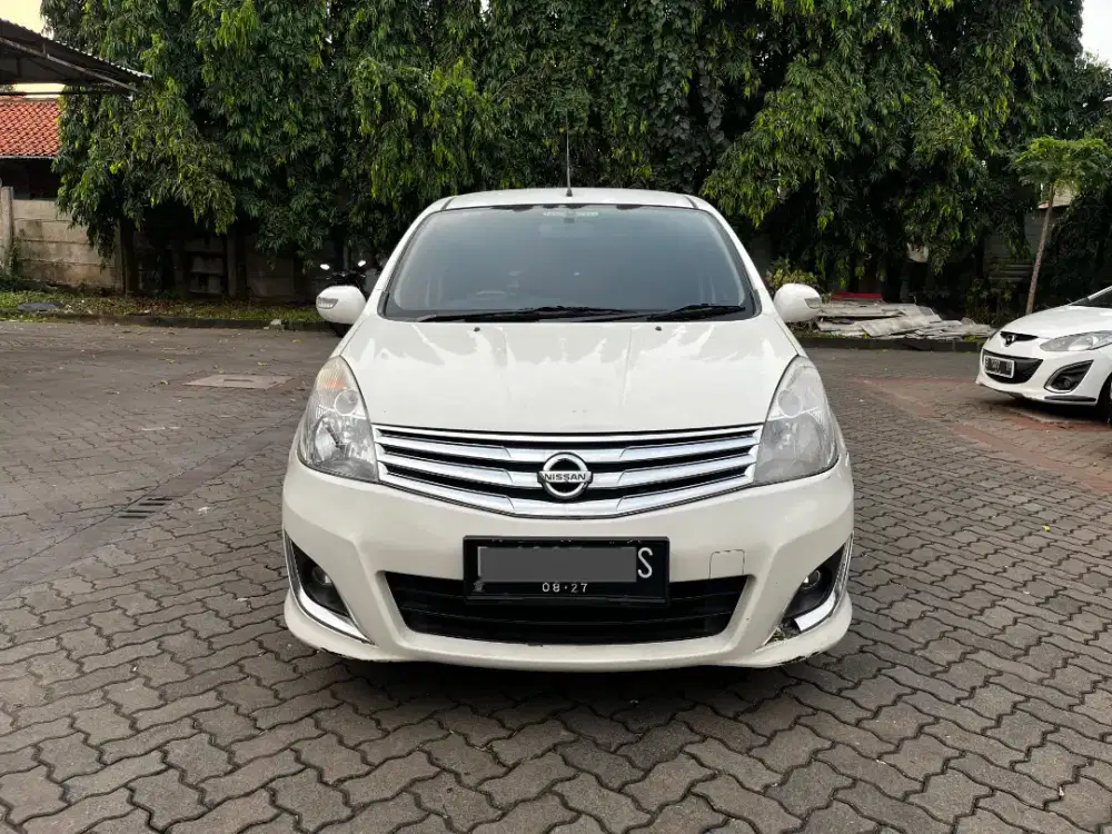 DP 8JT ANGSURAN CUMA 2JUTAAN LIVINA ULTIMATE 2012 AT FACELIFT  WHITE