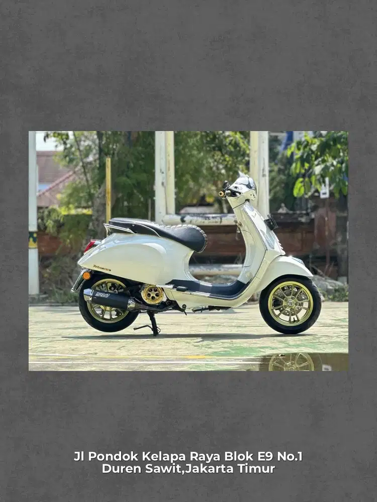 PIAGGIO VESPA PRIMAVERA 150 IGET ABS LED Tahun 2021 WARNA PUTIH FAVOUR