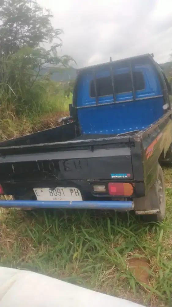 Mitsubishi pick up