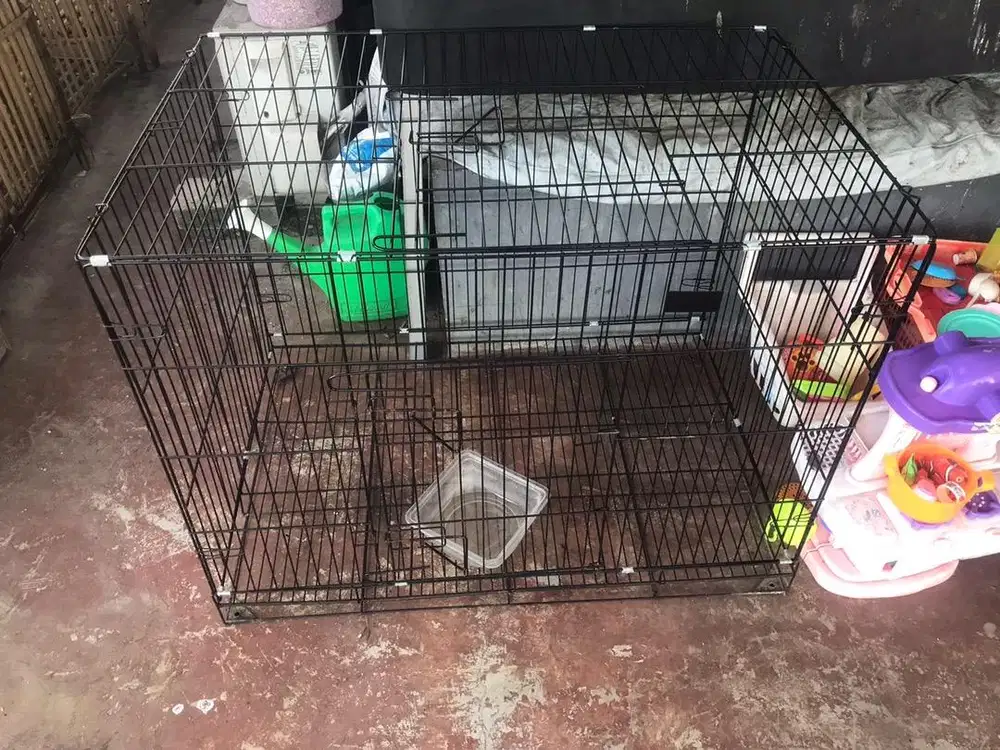 Kandang besi ukuran besar