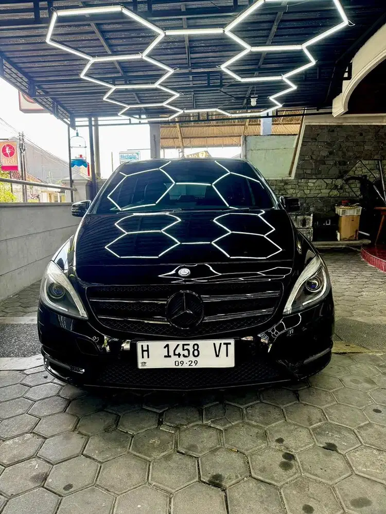 Mercedes Benz B200 Sport Turbo 2013 Hitam Black