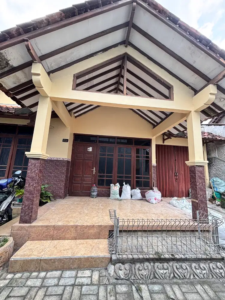 SEWA RUMAH KONTRAKKAN