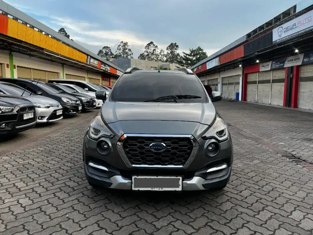 DP 8 JT ANGSURAN 2 JUTAAN DATSUN GO CROSS 3 BARIS 2018 CVT STEEL GREY