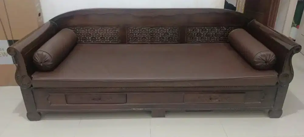 Kursi bale kayu jati