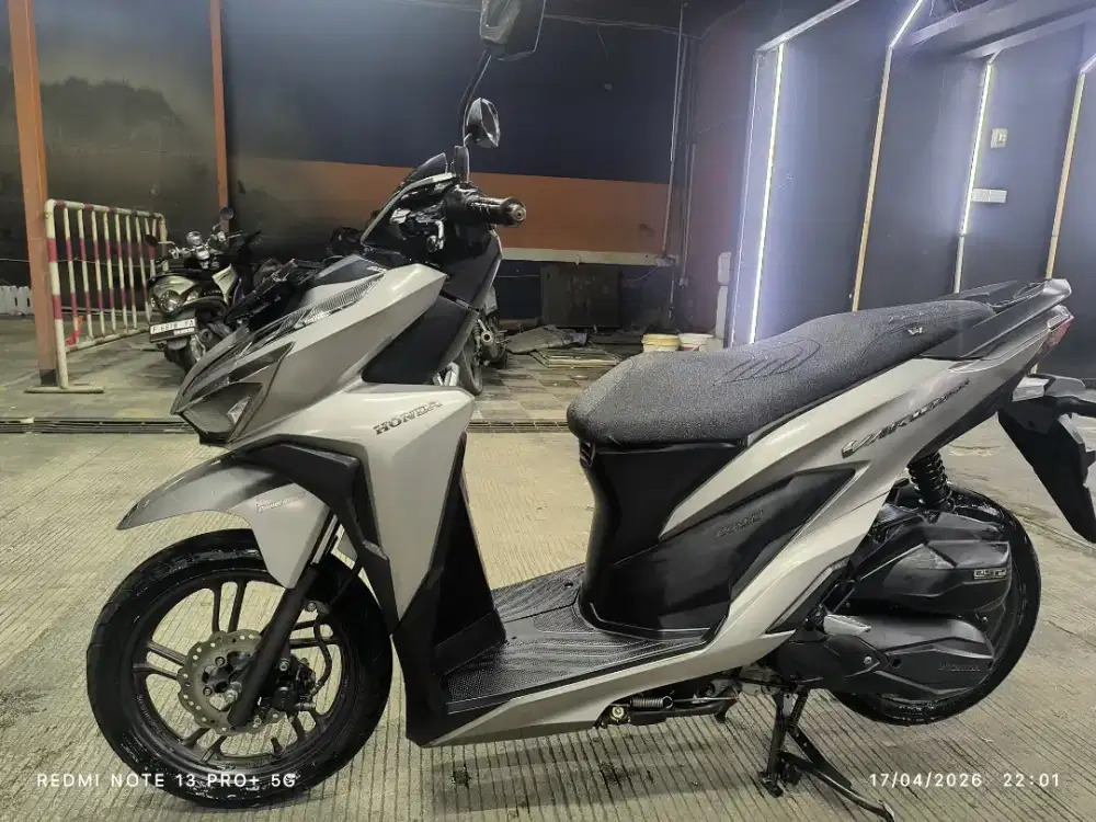 Vario 150 silver 2019