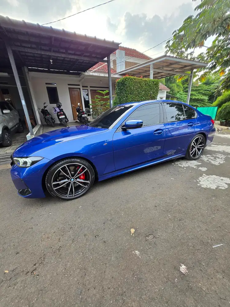 BMW 330i 2025 M Sport LCI