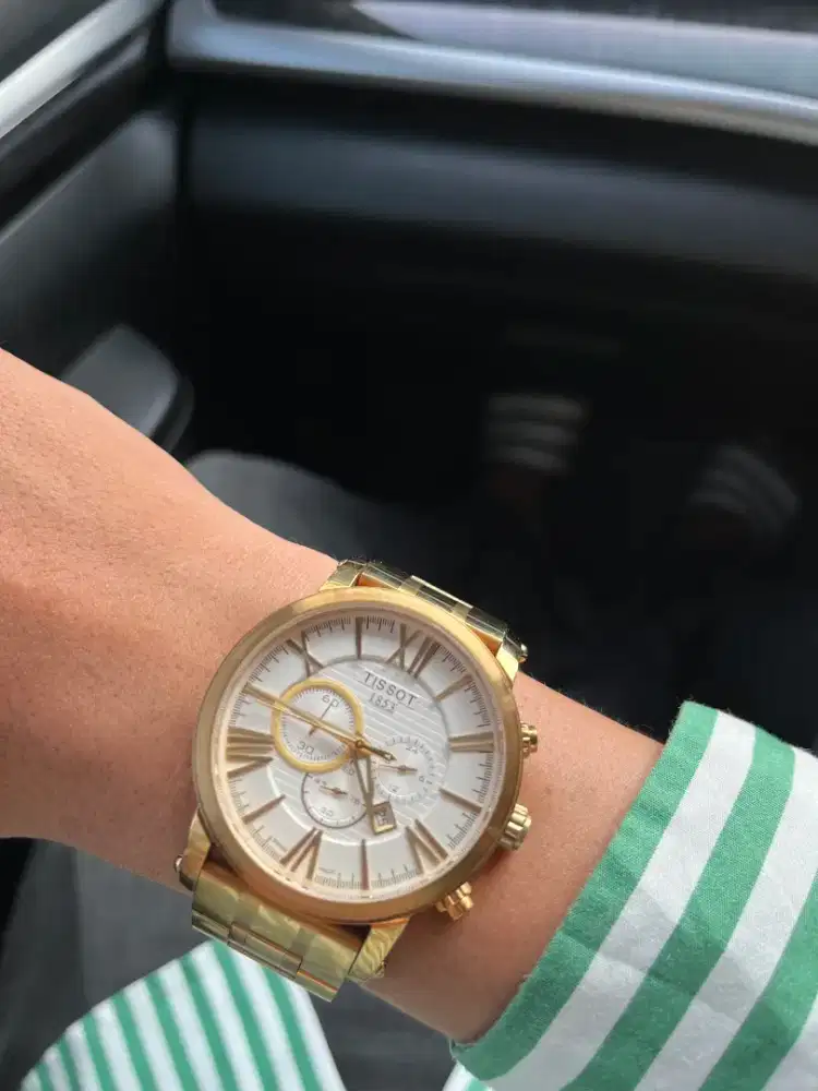 Jam tissot kondisi mulus