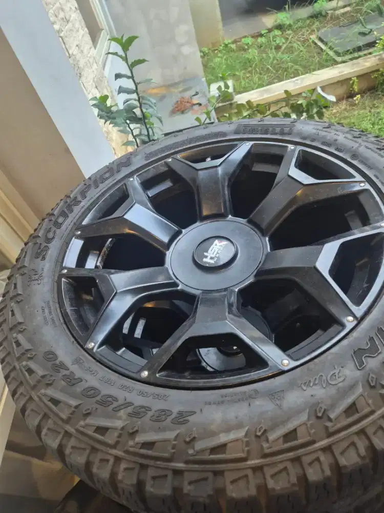 Dijual velg HSR + ban Pirelli ring 20