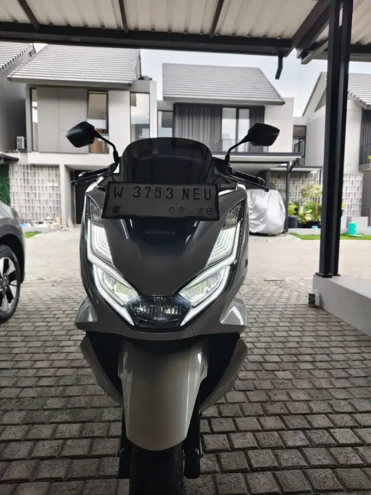 PCX 160 ABS putih 2023