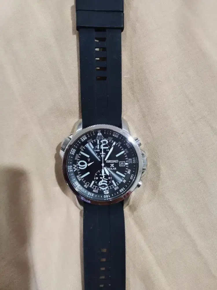 Jam tangan Seiko SSC293P2