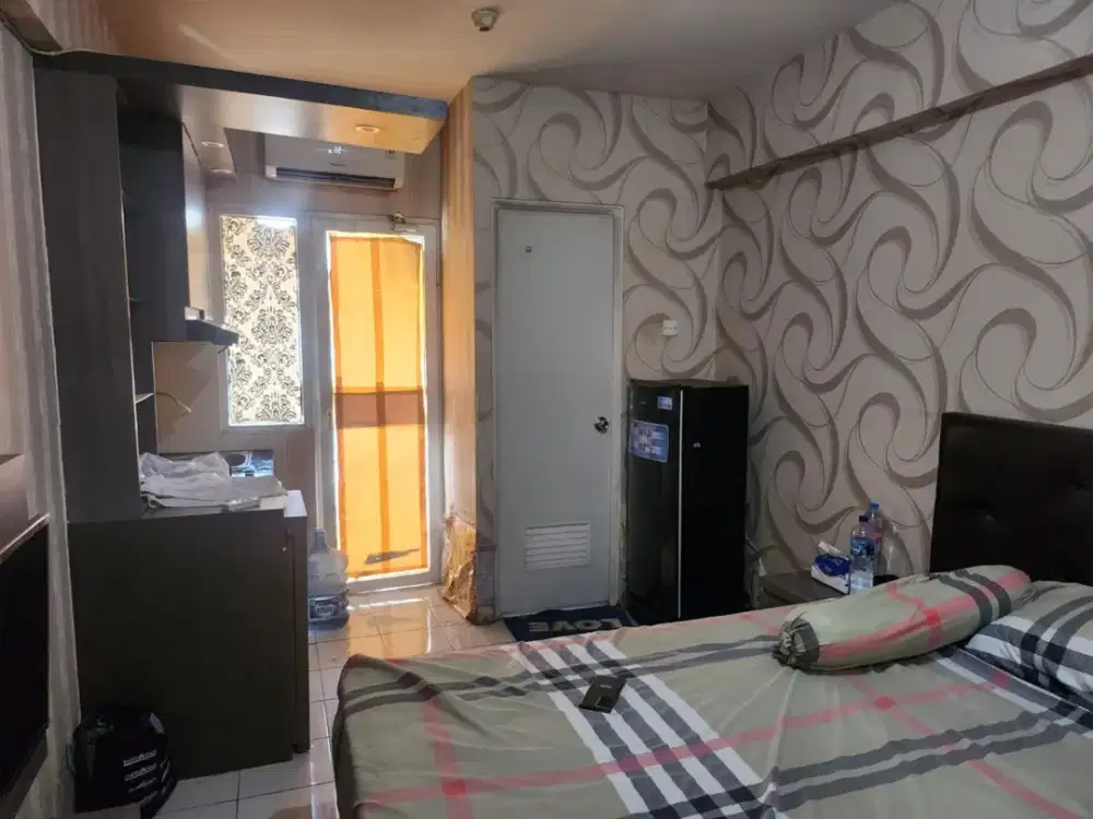 Green Pramuka City Studio Furnish Bagus Banyak Pilihan