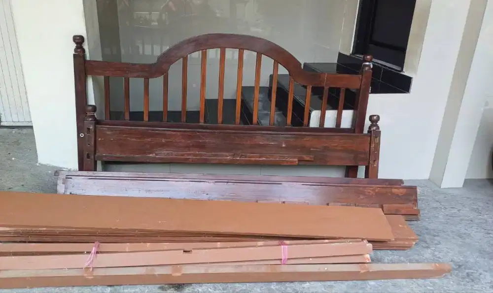 Tempat Tidur Dipan jati uk.160 x 200 = 1.5 jt