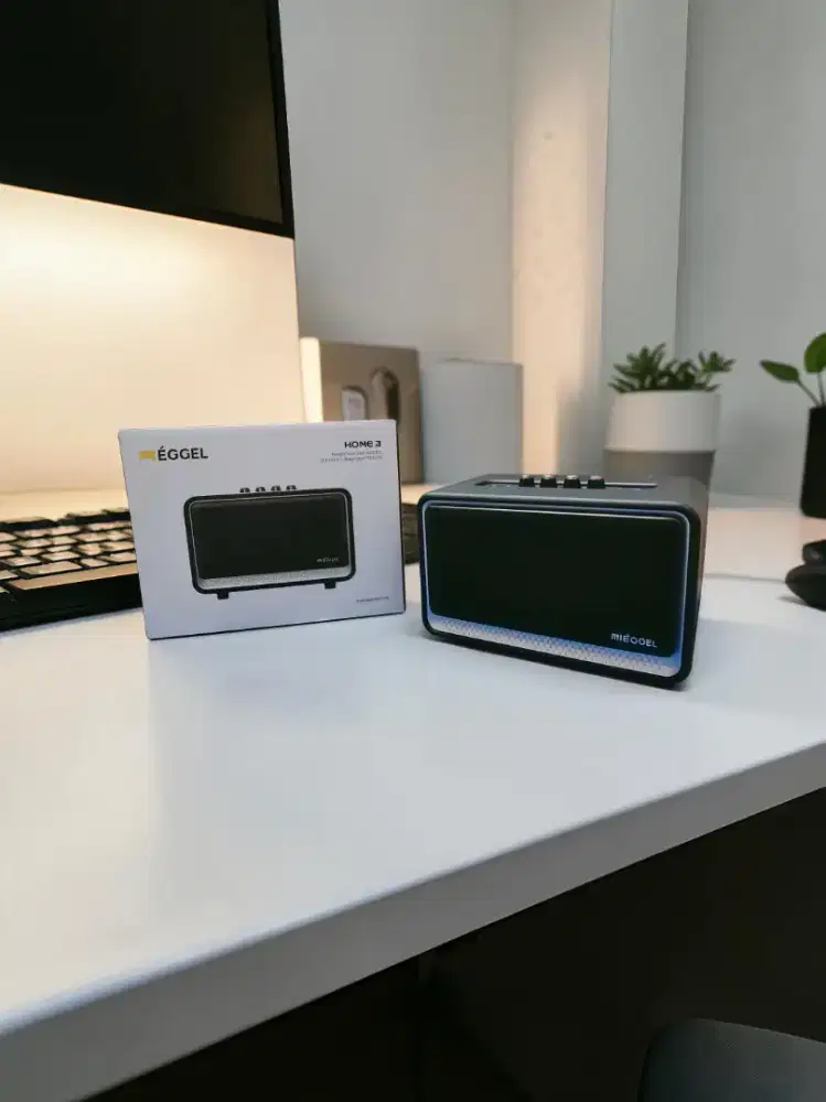 Eggel Home 3 Like New