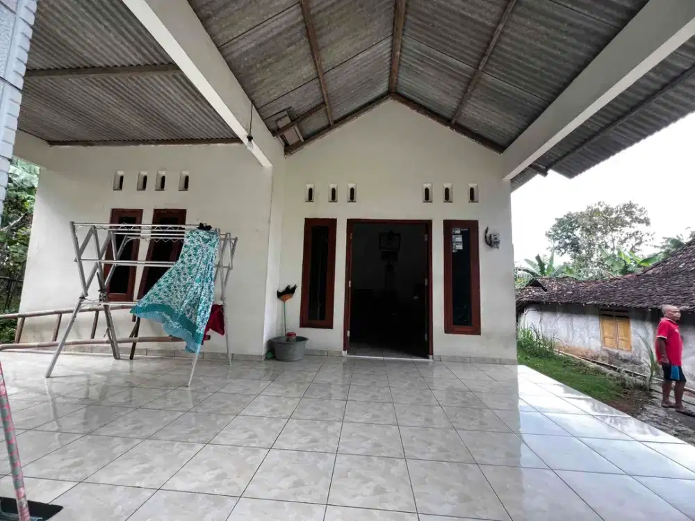 Jual rumah bonus tanah di kwarasan nglipar Gunungkidul 329 m2 hrg 210 jt