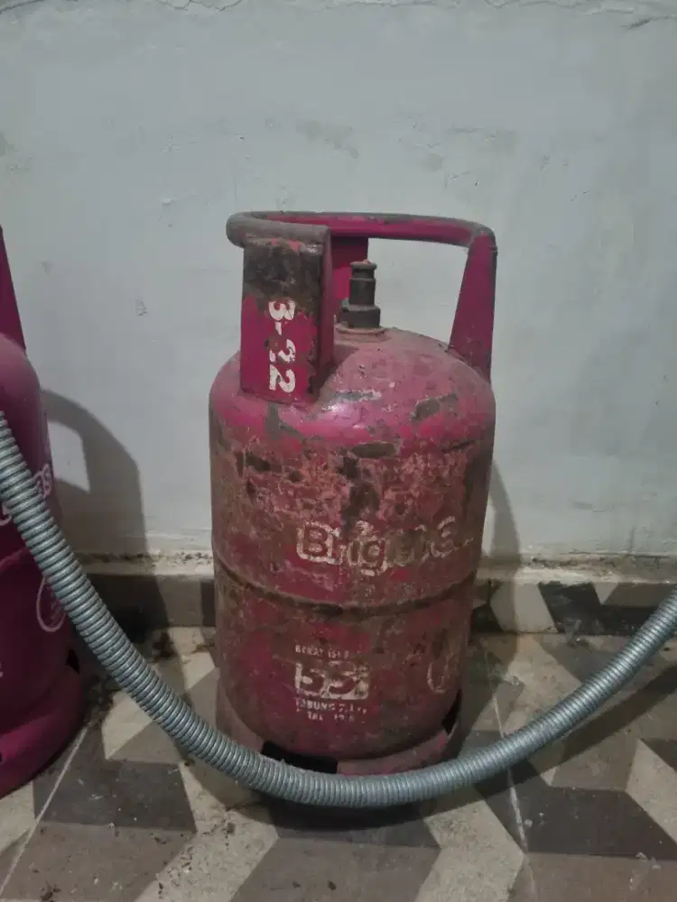 Tabung Gas 5,5Kg kosong bonus kompor