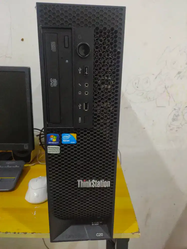Komputer Server Lenovo ThinkStation C20