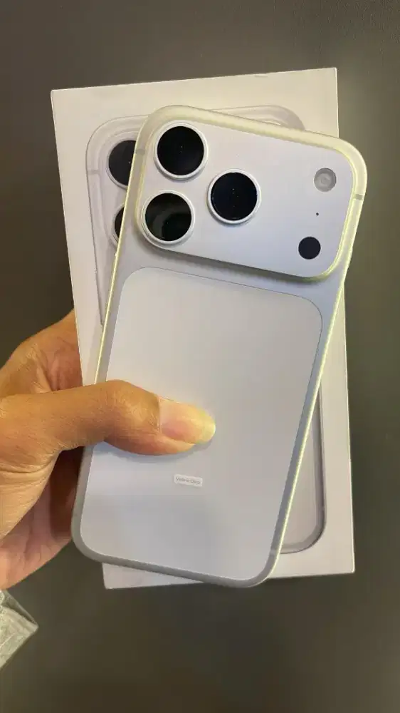 IPHONE 17 PRO 512 SECOND RESMI IBOX NORMAL FULLSET