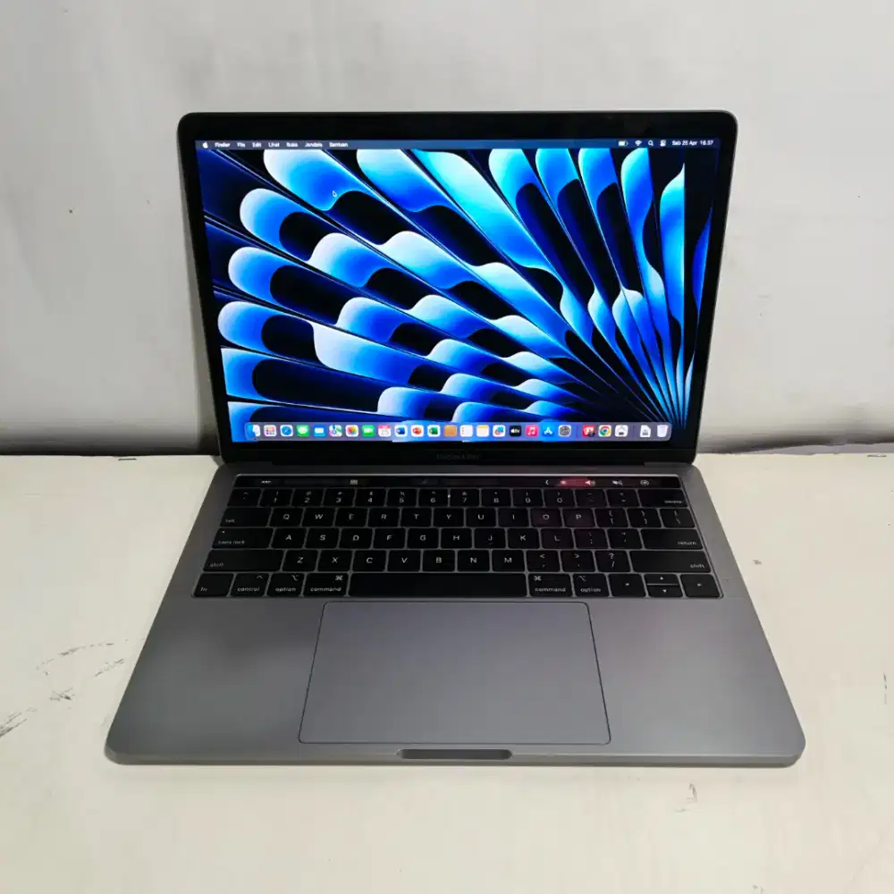 Macbook pro 2019 touchbar intel core i5 ram 16gb ssd 256gb