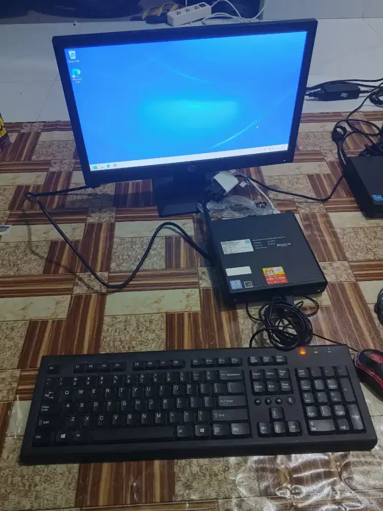 Komputer mini PC HP 260 G3 Core i3-7130U ram 8GB SSD 256GB