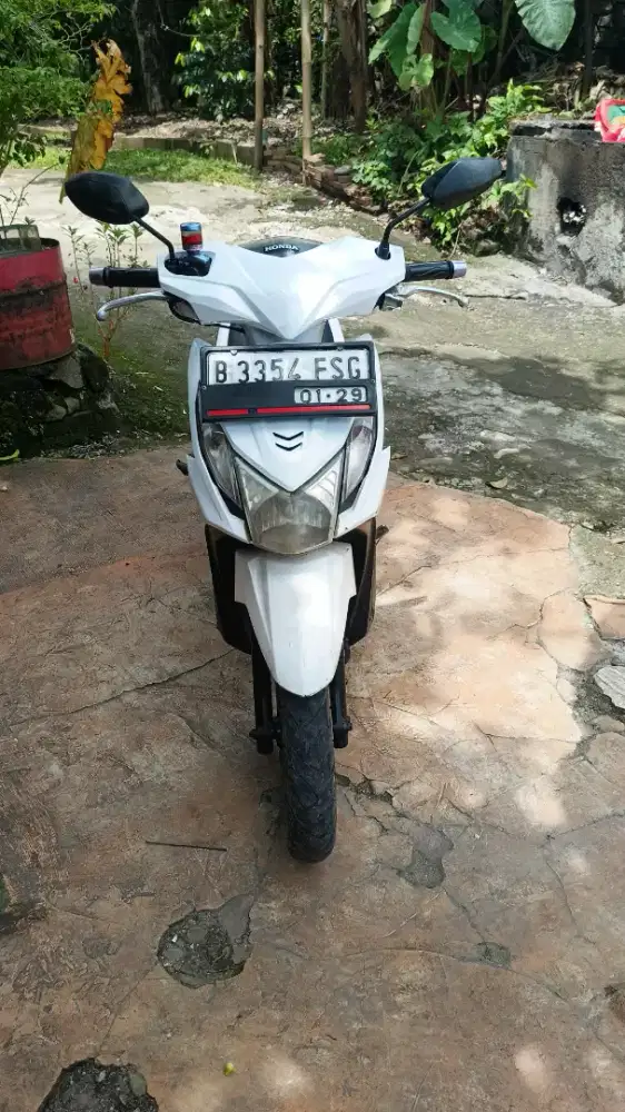 Beat injeksi tahun 2014 plat B Bekasi Jawa Barat