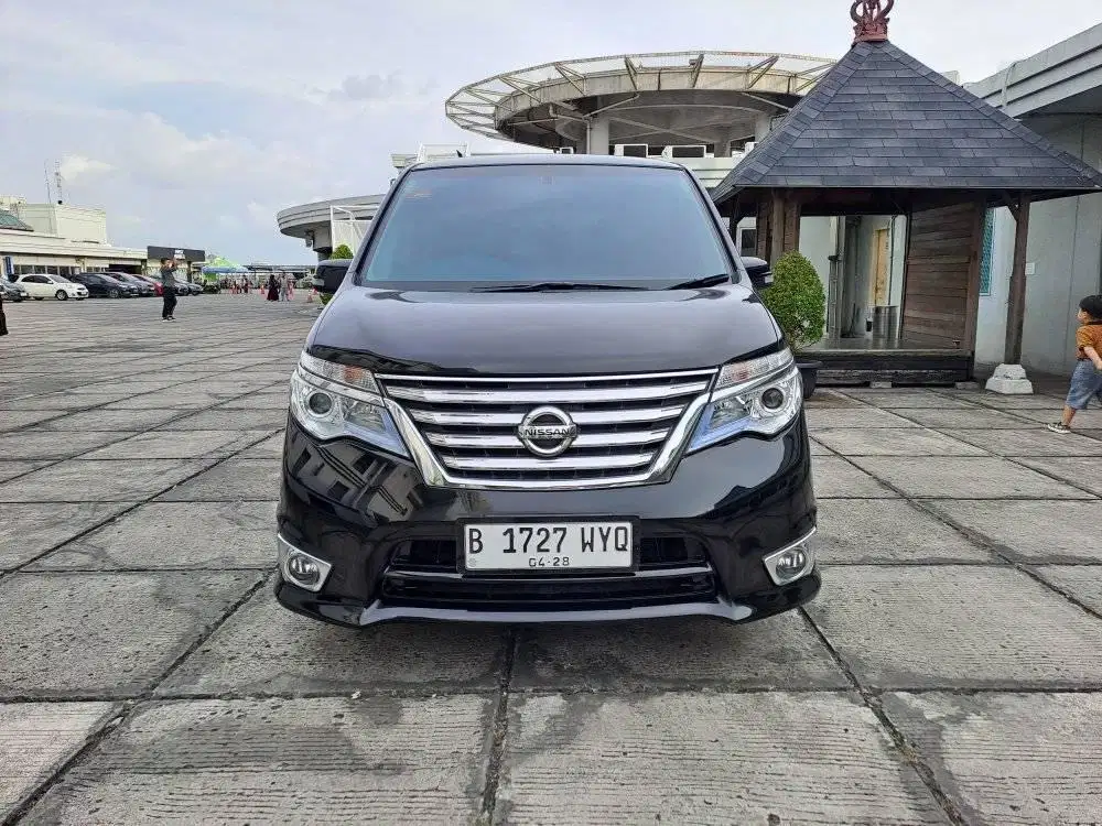 [ DP 20 ] Nissan serena 2.0 HWS Highway Star AT Hitam NIK 2015 2016