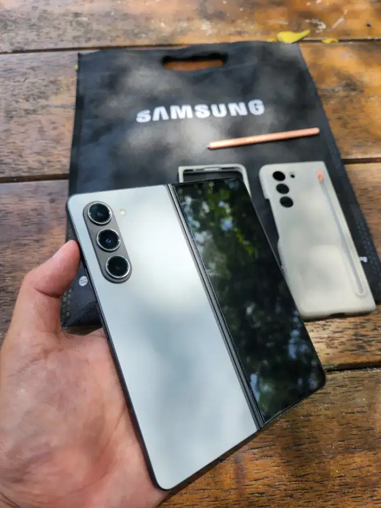 Samsung Z Fold 5 12/512 SEIN