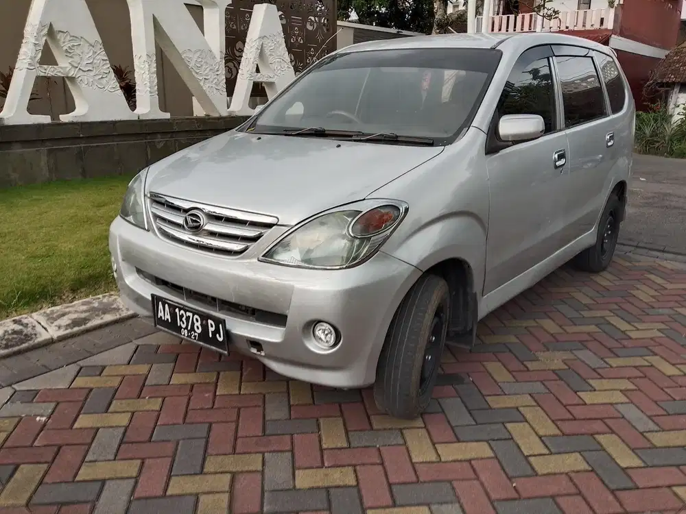 Daihatsu Xenia 2004 Bensin