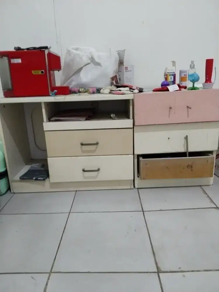 Meja kecil laci jual murah