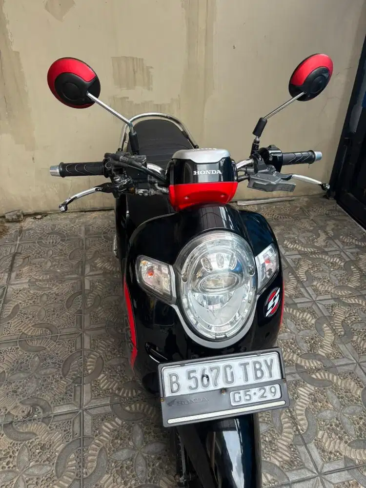 Honda scoopy tahun 2019