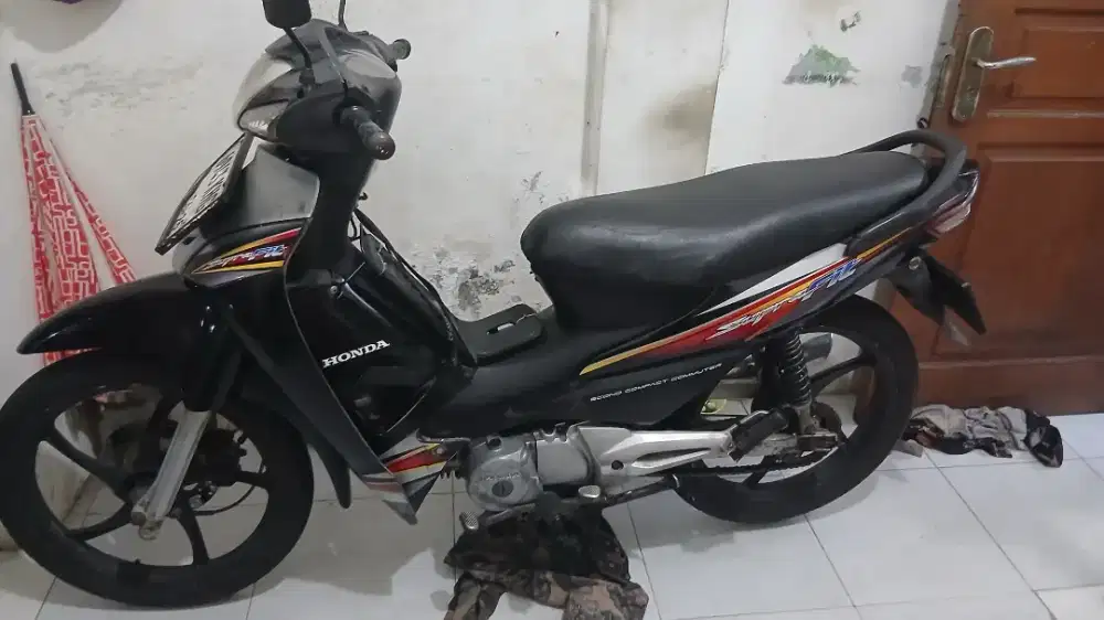 Supra fit, STNK BPKB lengkap.