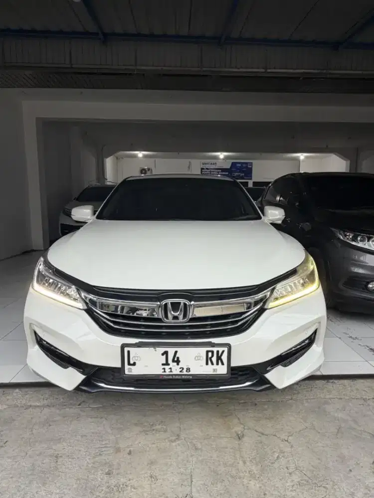 Honda Accord Vtil at 2017.Low Odo 33rb ASLI HONDA