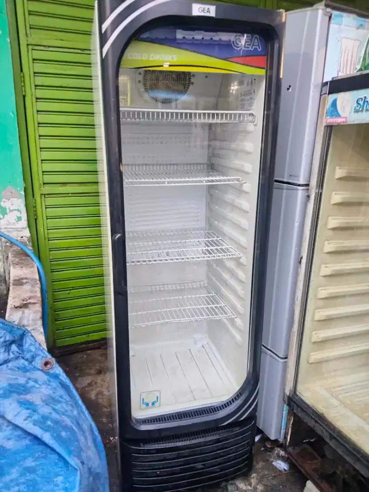 Showcase gea oval jumbo kapasitas 360liter normal dingin