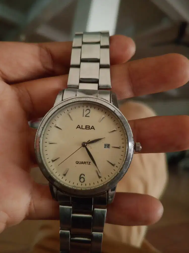 Di jual merek ALBA
