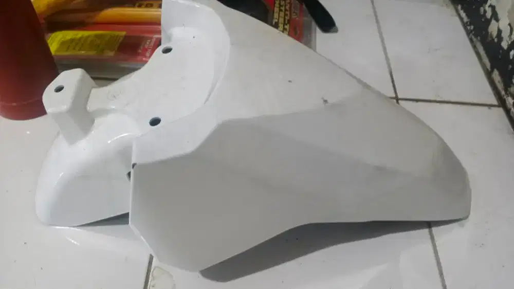 Spakbor Depan Motor Honda Vario 125