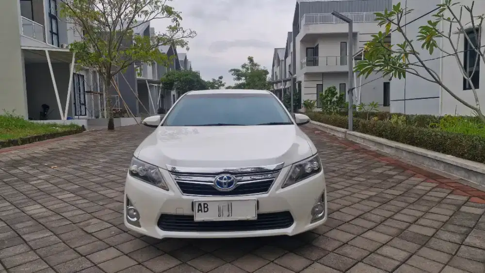 Camry Hybrid 2012 Low KM 24.000