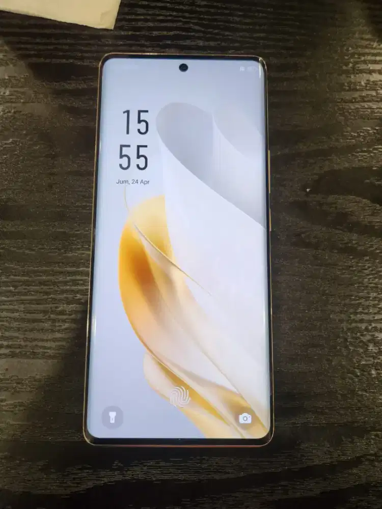 Infinix Zero 30 4G 8/256 mulus nominus