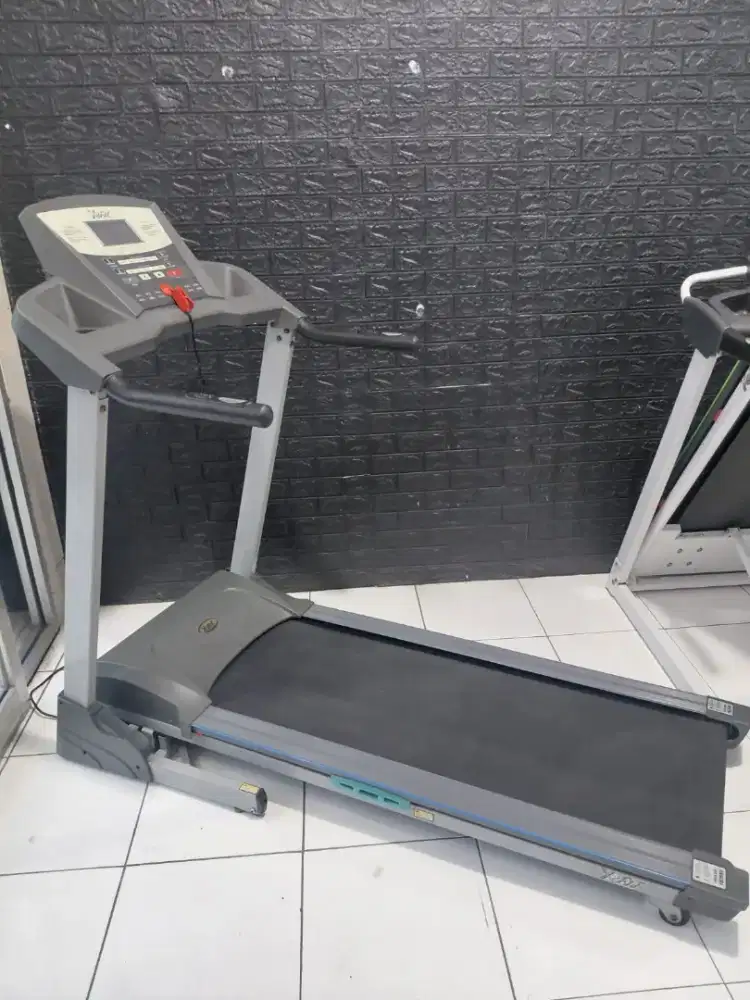 Treadmill Elektrik X2FIT Incline Otomatis Second Normal Siap Pake