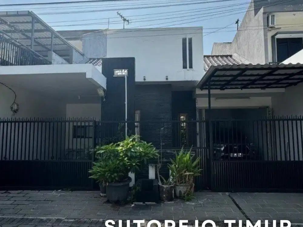 Rumah Sutorejo Timur dekat dg GM, PCM & pusat kuliner, dikelilingi kampus bergengsi UNAIR/ITS/WM