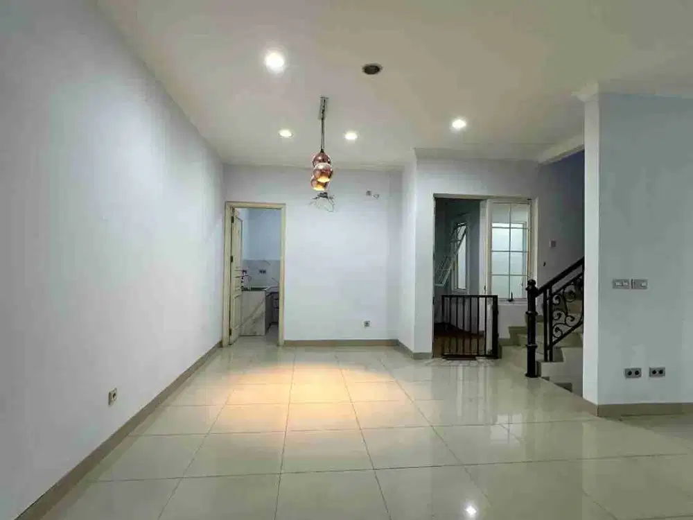 Disewakan Rumah kosongan 8x15 west europe Green Lake City