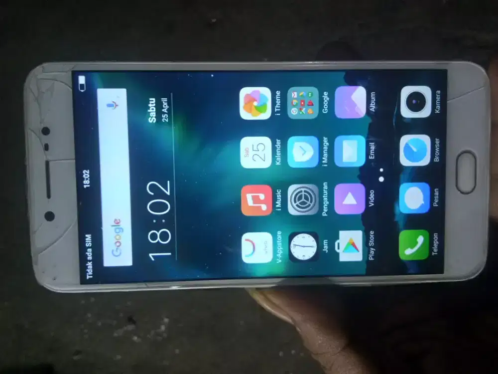 Vivo y 67 ram 6/128GB.