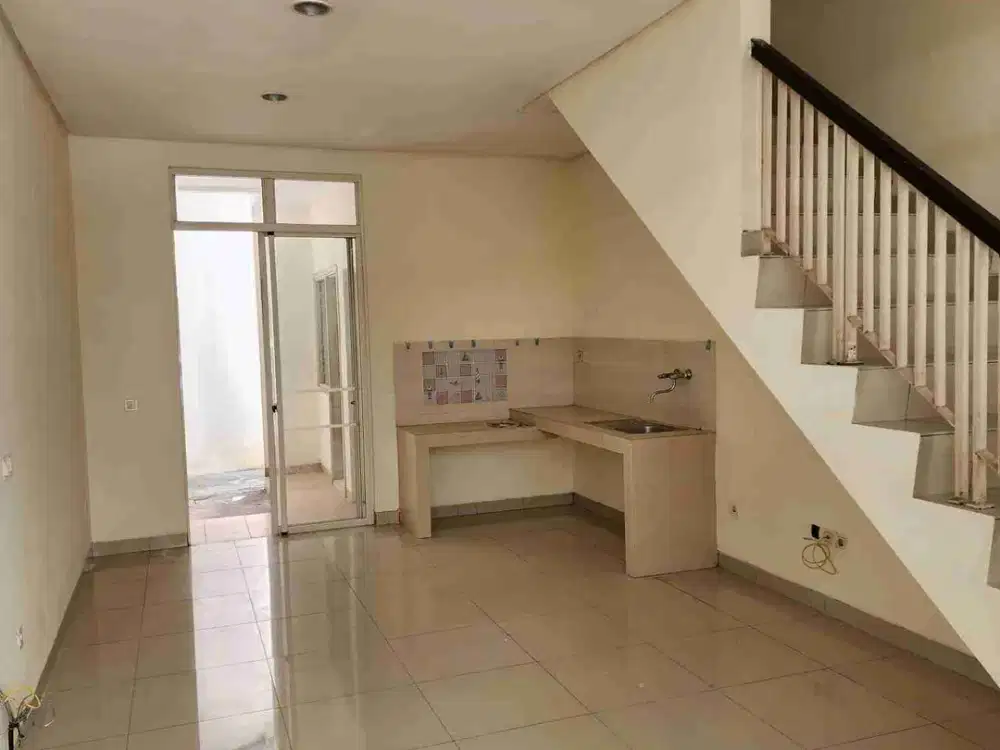 Disewakan Rumah 4x18 Amerika Green Lake City