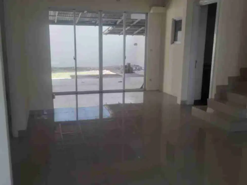 Disewakan Rumah Kosongan Amerika Latin Green Lake City