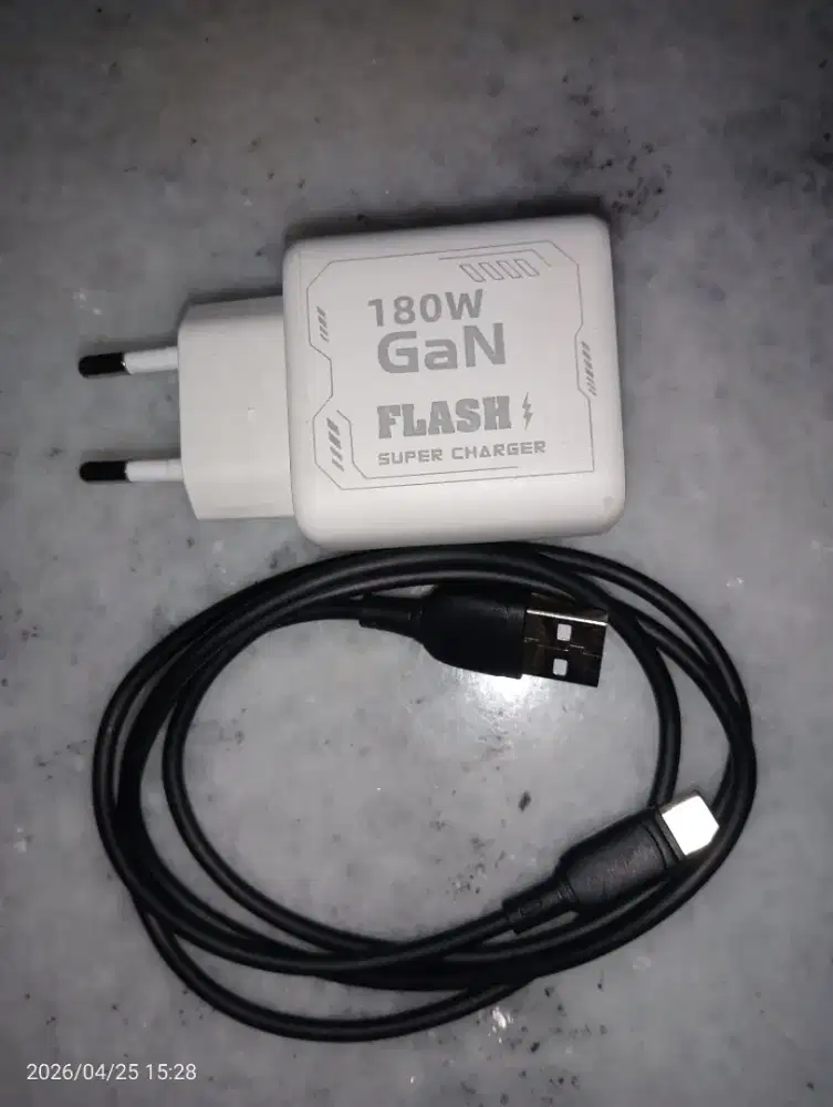 Charger GaN 180 Watt