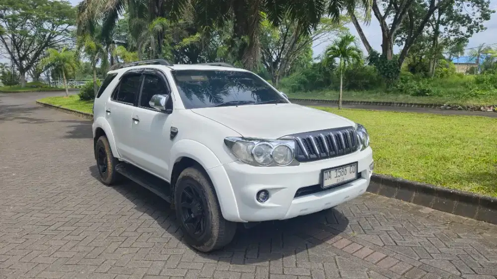 Dijual Toyota fortuner G Matic