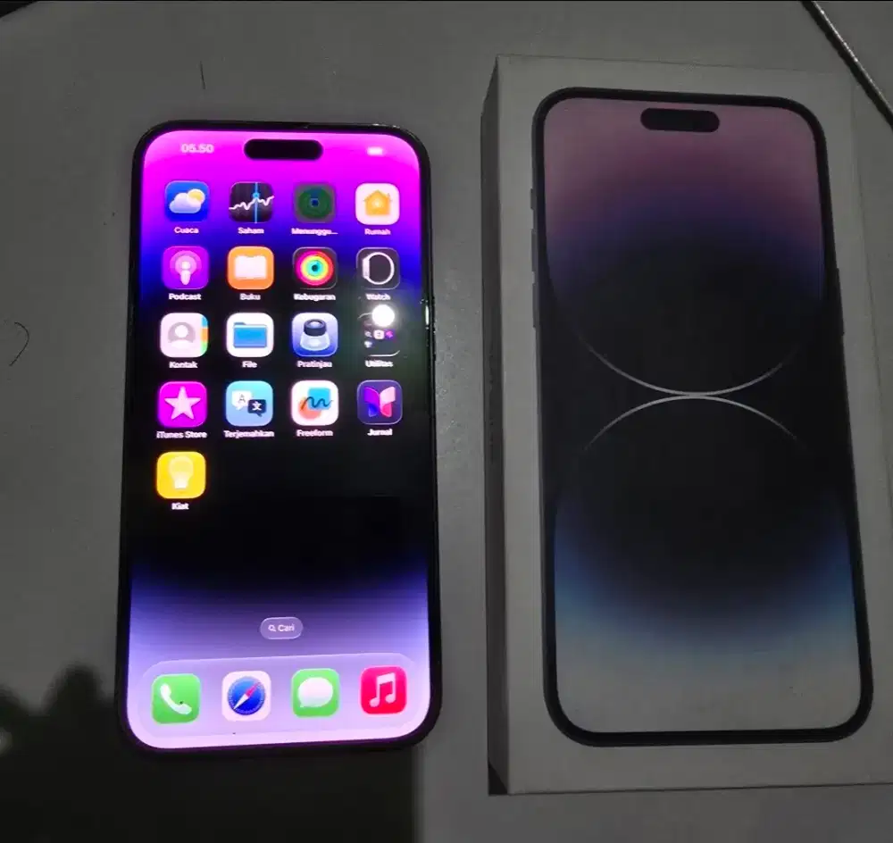 Baca caption di bawah